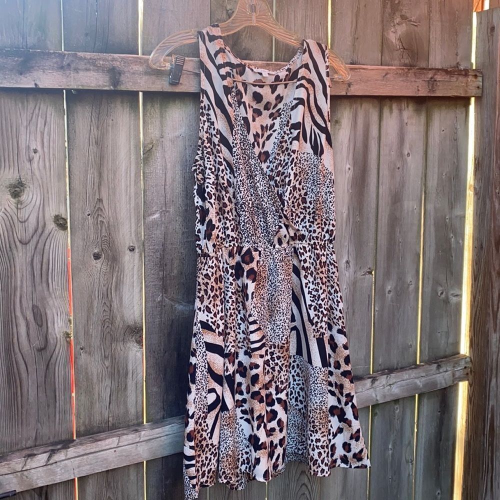 Charlotte Russe animal print dress sz. M